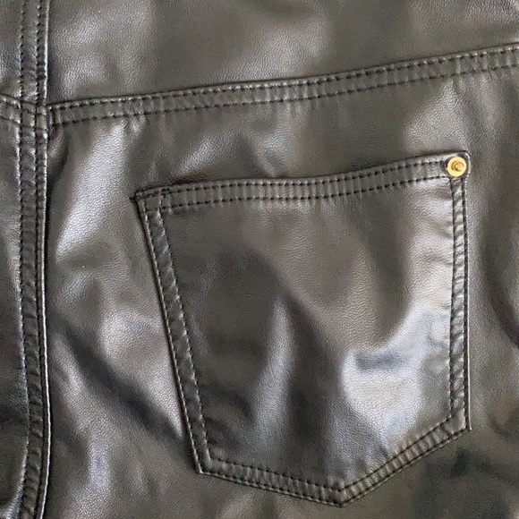 H&M Faux Leather Pants in Black - Picture 5 of 6